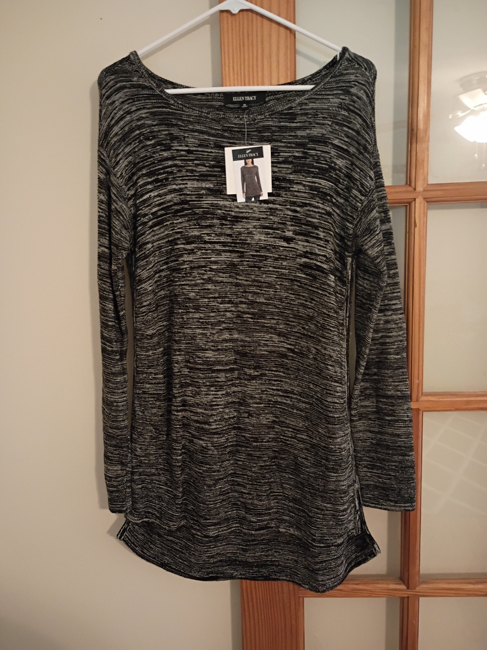 Ellen Tracy Black & Gray Marled Long Sleeve Knit Top